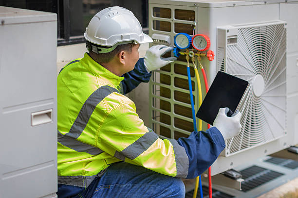 Professional Ac Installation technician working in Mastic Beach, NY